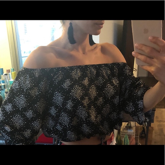 Cute Top - Picture 1 of 1